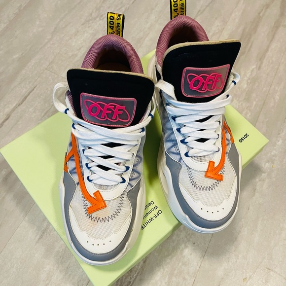 Off-white sneakers - Picture 12 of 16